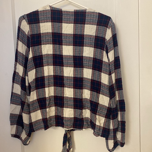 Plaid front button blouse with front tie - Picture 2 of 4